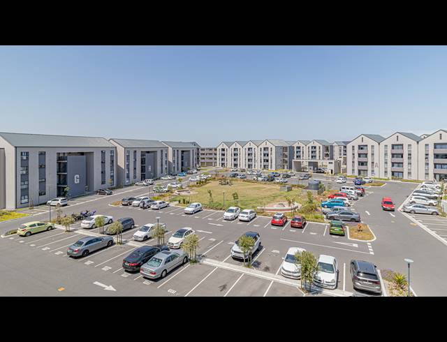 2 BEDROOM APARTMENT TO LET IN PARKLANDS NORTH